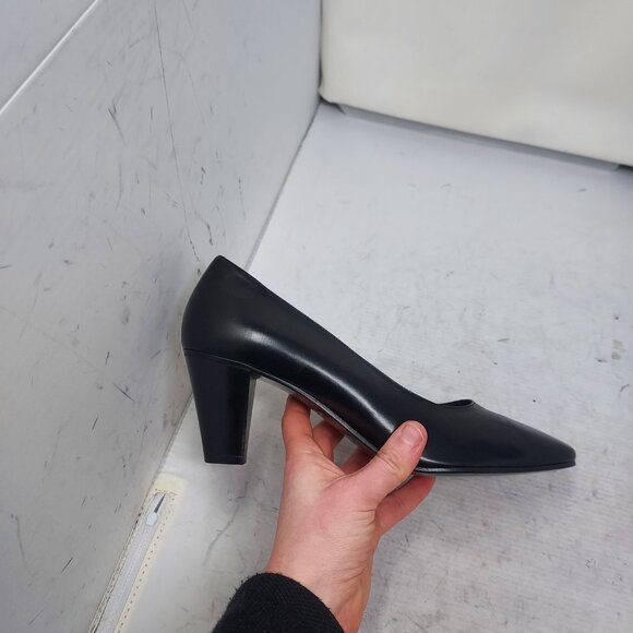 The Row Charlotte Leather Black Heel Pump Shoe - Picture 4 of 11